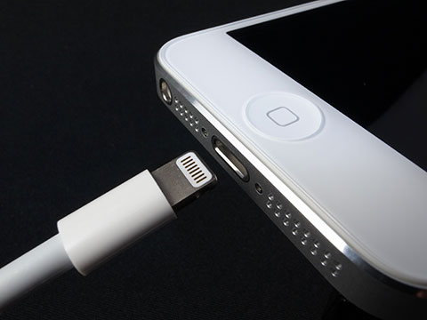 Iphone純正充電器の断線をたった３分で防止する修理方法 Apple Geek Labo