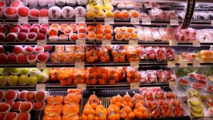 日本で最もよく食べられるこの果物に、禁止された農薬の残留物が含まれている可能性があると専門家が警告