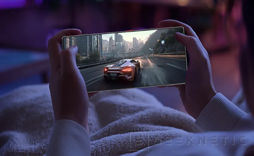 Geeknetic ZTE Nubia 80 Ultra には、Snapdragon 8 Elite Gen 5 と 7,200 mAh シリコンカーボンバッテリーが付属しています4