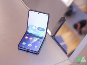 Samsung Galaxy Z Flip7