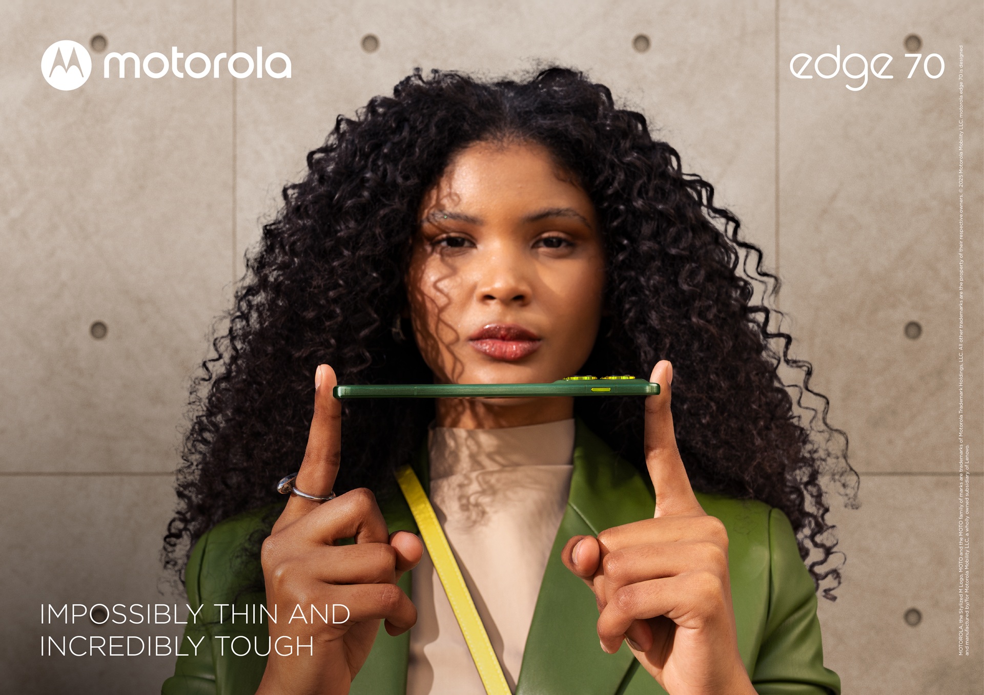 Motorola Edge 70 の厚さ