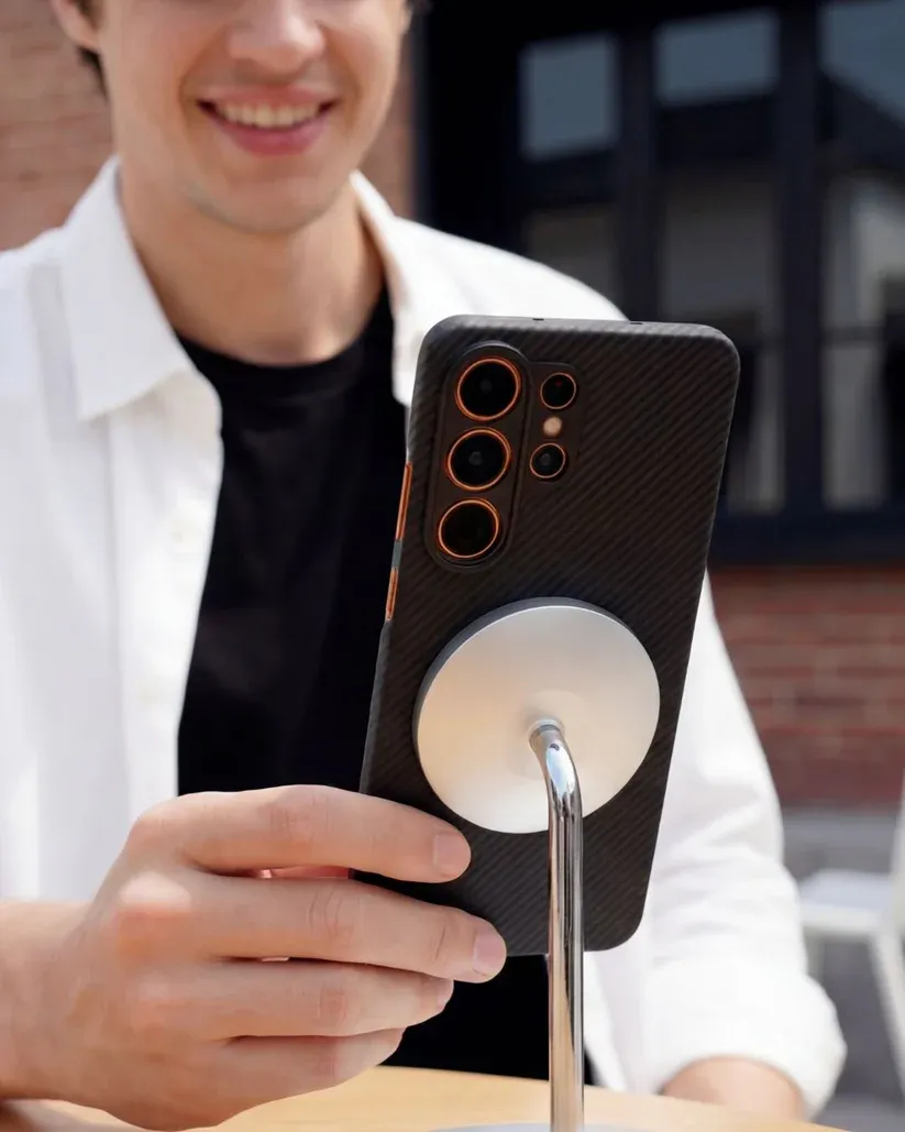 Geeknetic Samsung Galaxy S26 Ultra 用ケースのメーカーが背面のデザインを公開 2