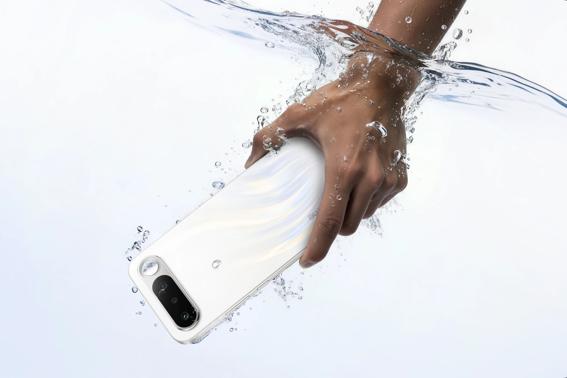 Realme 16 5G - 防水