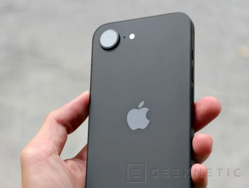 Geeknetic iPhone 17e: 新しい安価な Apple mobile 3 の機能、価格、そして私たちが知っていることすべて