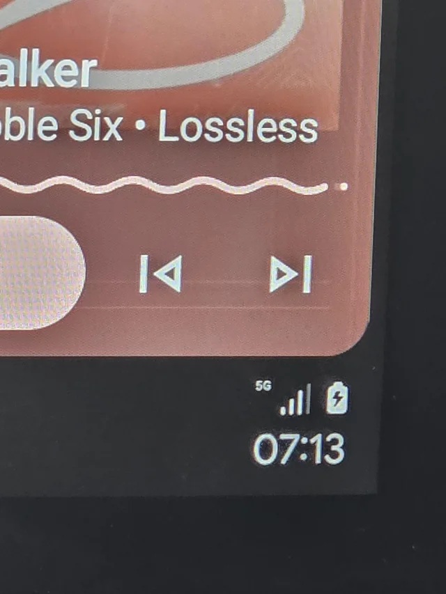 Android Auto - Reddit モバイル ネットワーク信号強度バーが戻る